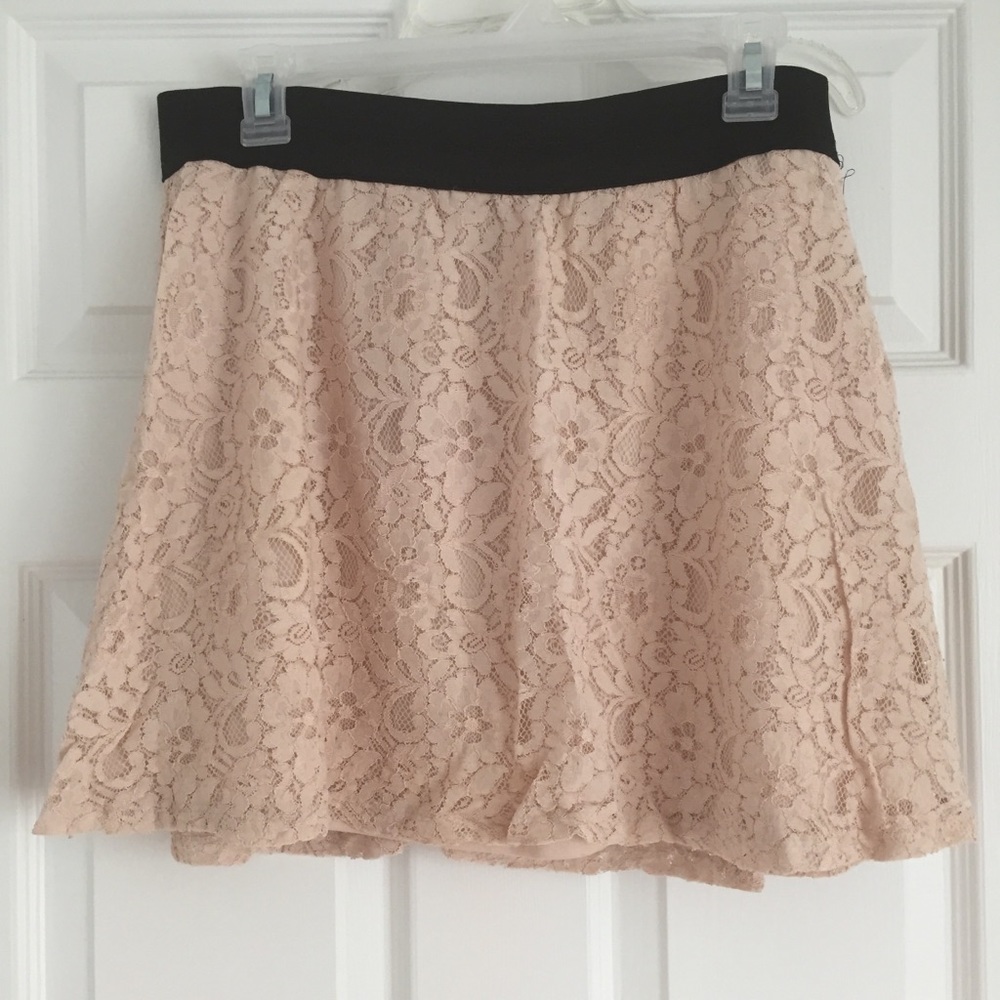 Forever 21 Skirt Light Pink Floral Lace Large